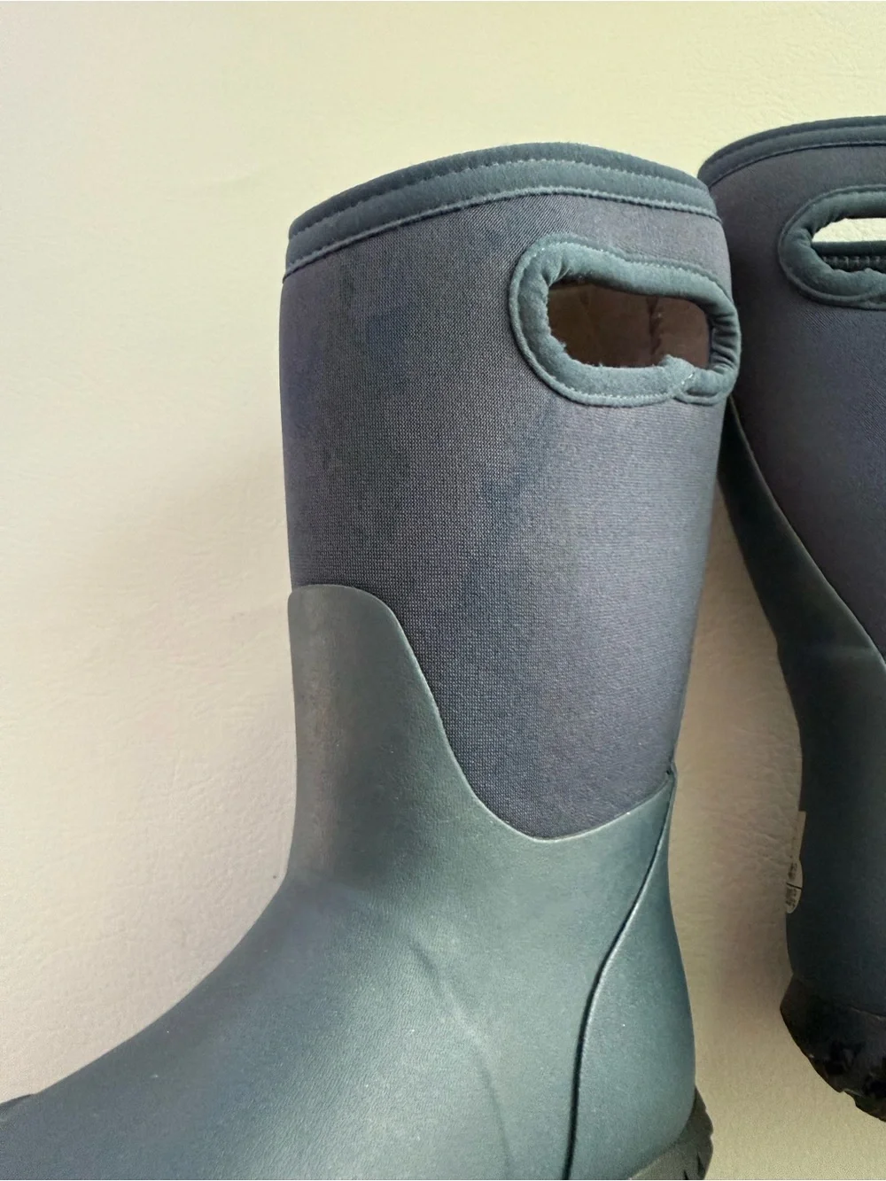 Bogs Boys York Blue Snow Boots Rain Boots size 11 Little Kids Waterproof Winter